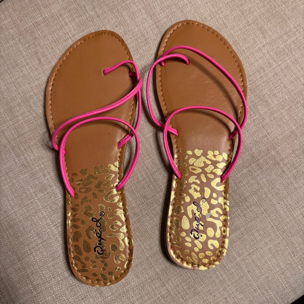 Qupid Brown and Pink Sandals with Gold Accents